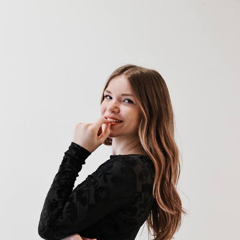Meet your Posher, Lily